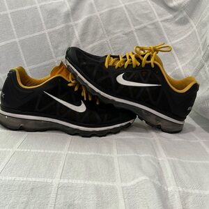 men's nike shoes